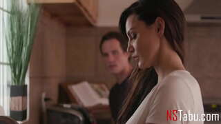 ń�子吃stepmoms屁股的所有一天长-Becky班蒂尼罗比回声