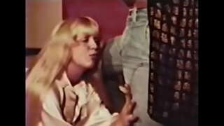 Sharon Kane. Ceiliog Seren Vintage Retro Creampie Sharon Kane. Ceiliog Seren Vintage Retro Creampie