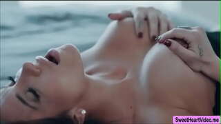 Jaclyn เทย์เลอร์ didnt หวังว่าจะมีเซ็กส์กับลิฟเถื่อนและตอนเธอถึงจุดสุดยอด