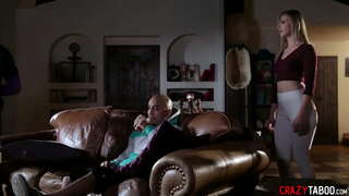 Babe Jillian Janson belaunikatu eta big dick sucked eta gozatu hardcore pussy madarikatu ondoren