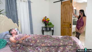 Stará nevlastní otec anální kurva jeho hubená latina nevlastní dcera Stará nevlastní otec anální kurva jeho hubená latina nevlastní dcera