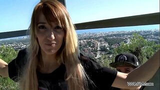 ���สียงดังสาวผมแดง milf เวลาอย่างน้อยตัวเป็นจุดสนใจปรับตัวล่องเธอก้นในที่สาธารณะ