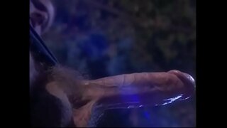 Busty ravenhaired babeを取得すぐによるvotaryとして儀式の悪魔のカルト